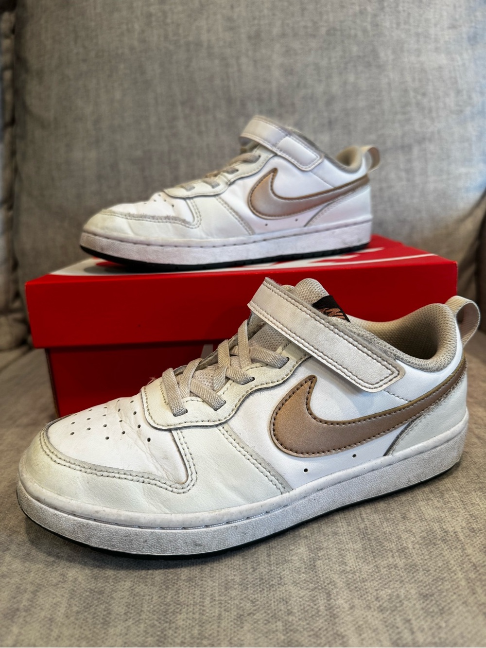 Nike Court Borough Low White Sneakers with Metallic Rose Gold Swoosh - GC - Sz 2